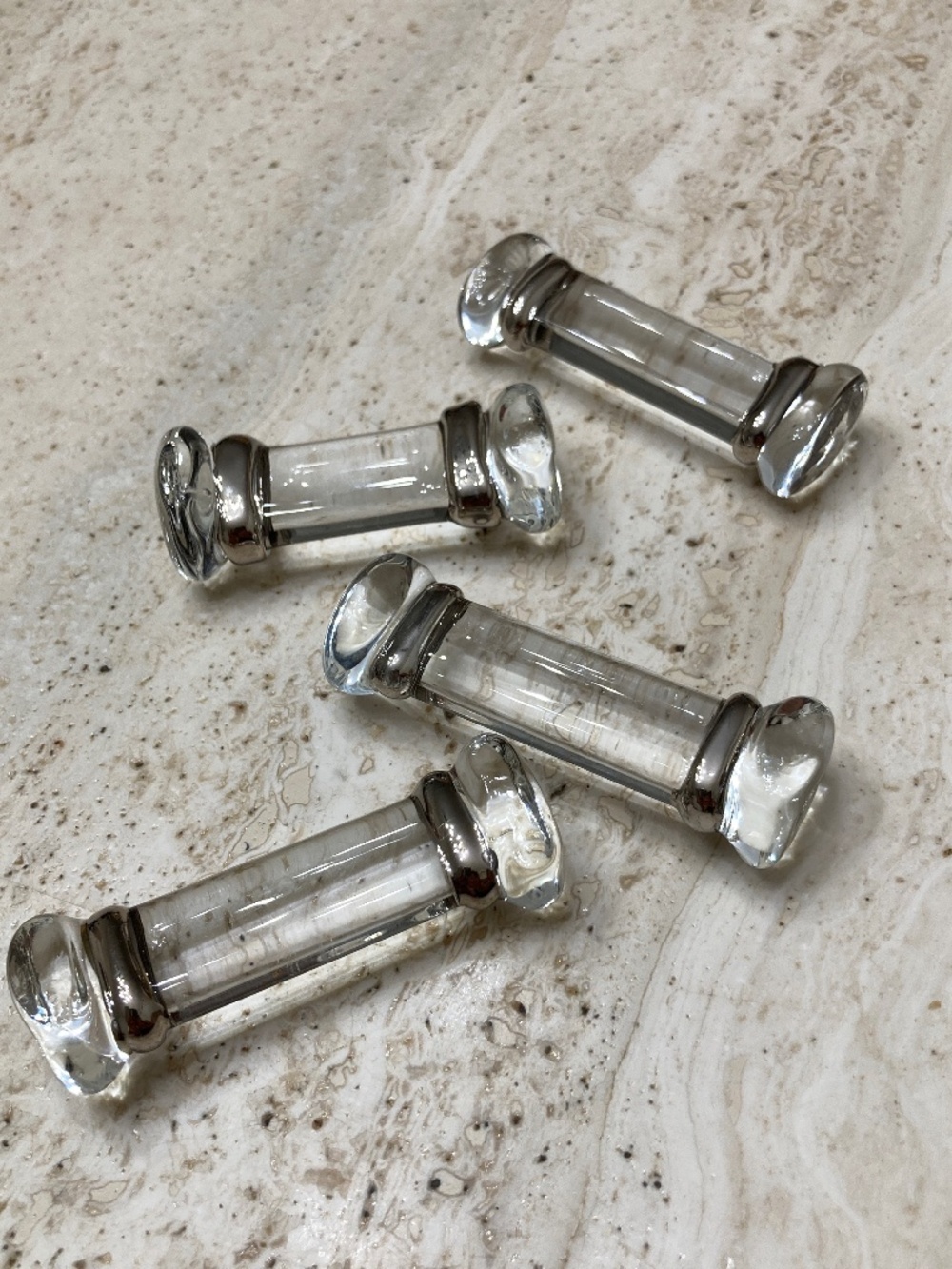 Clear With Metallic Silver Tone Trim Knife Rests (Set of Four)